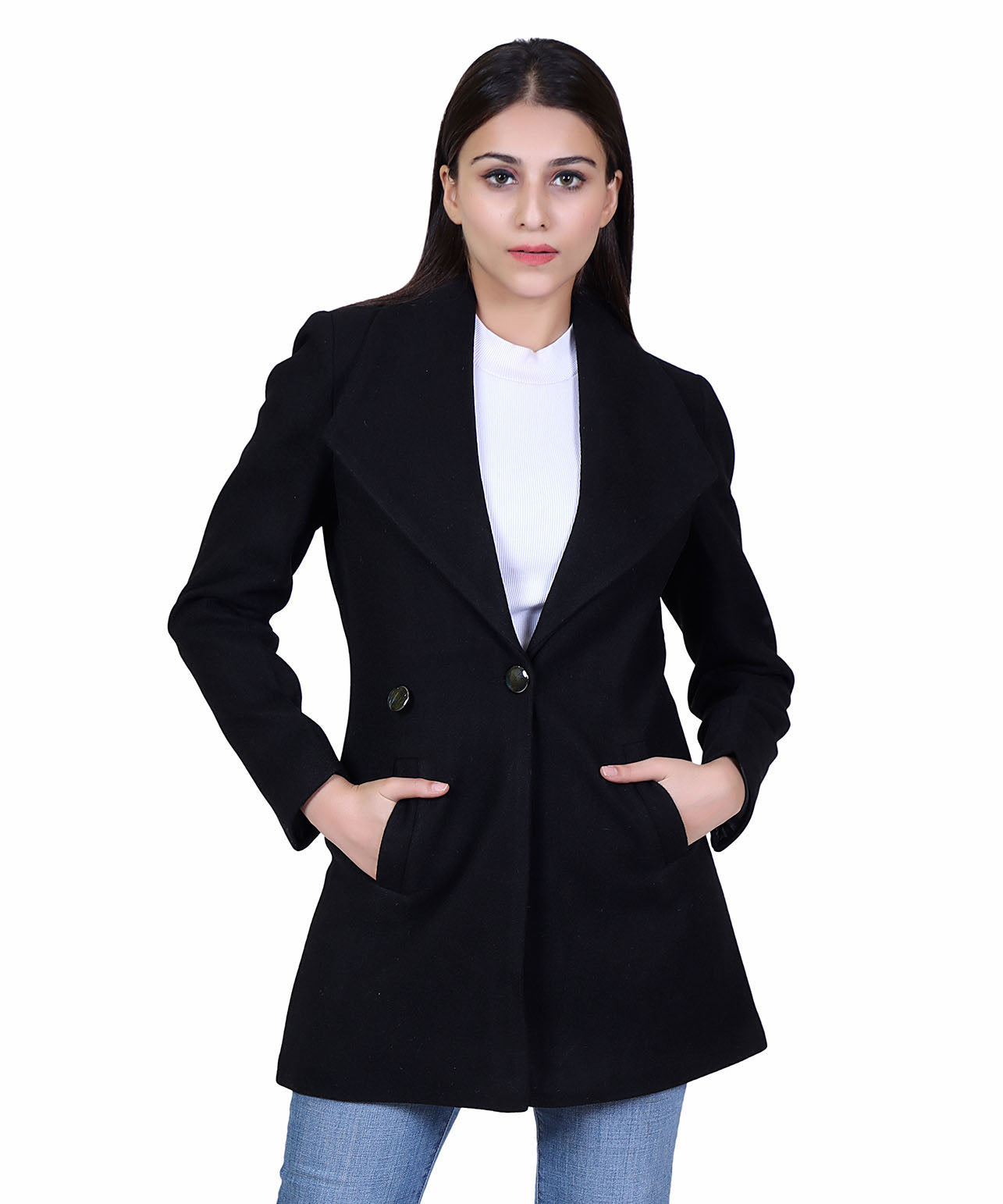 Women Formal Winter Wear Collared Neck Full Sleeve Blazer